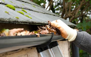 gutter cleaning Totland, Isle Of Wight